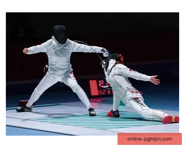 击剑对战策略解析:精彩对决背后的战术技巧及心理较量 击剑对战策略解析:精彩对决背后的战术技巧及心理较量