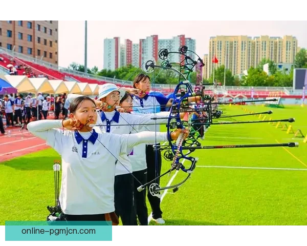 射箭公开赛：箭矢飞舞，英雄较量