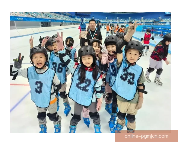 滑冰高级技巧全解析：从基础到进阶，带你突破滑冰境界